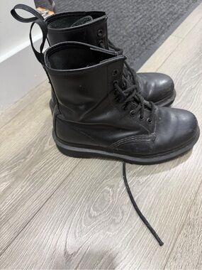 Dr Martens